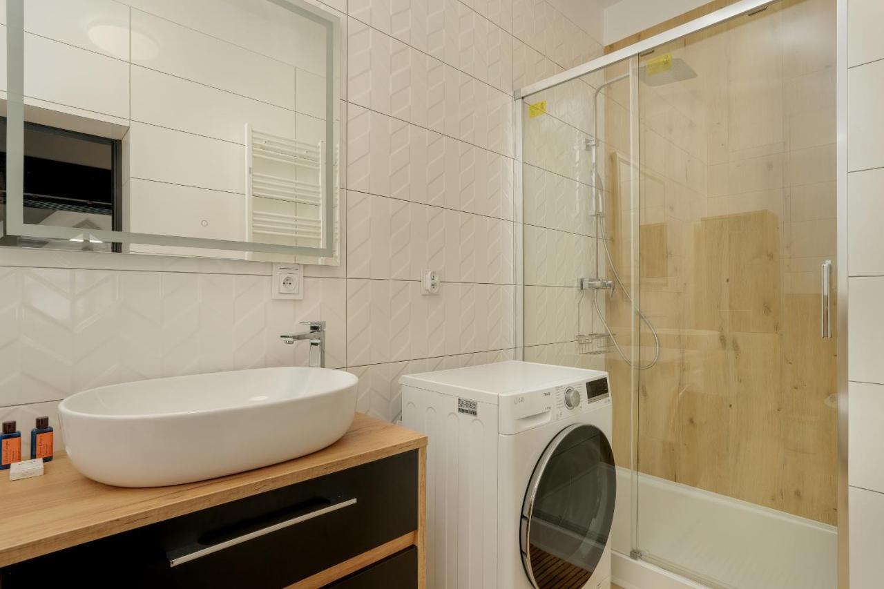 Komeda Apartment Hidden In Poznan Old Town By Noclegi Renters Exteriér fotografie