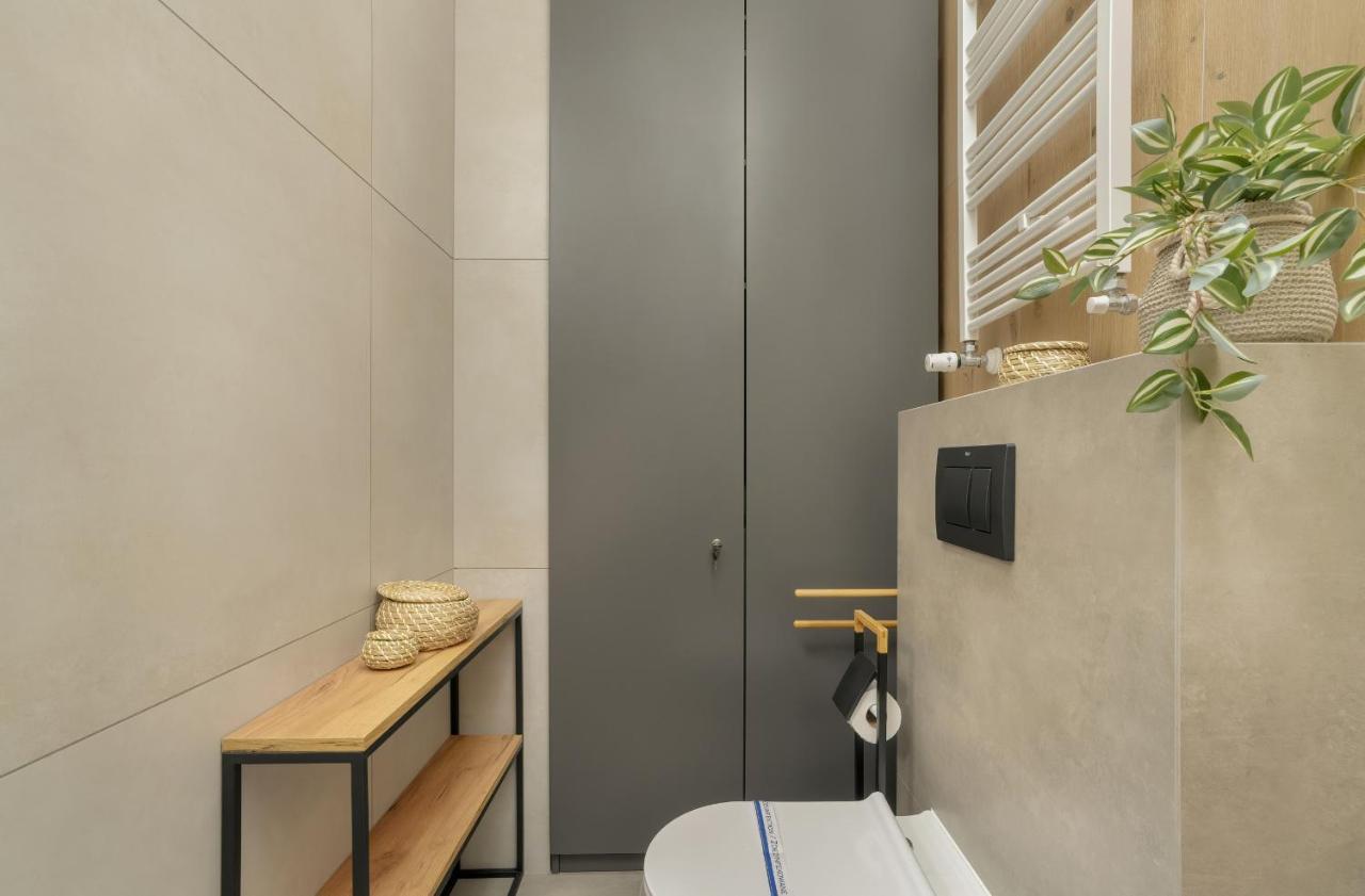 Komeda Apartment Hidden In Poznan Old Town By Noclegi Renters Exteriér fotografie