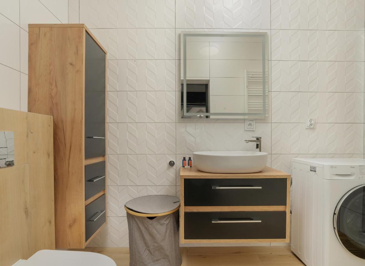 Komeda Apartment Hidden In Poznan Old Town By Noclegi Renters Exteriér fotografie